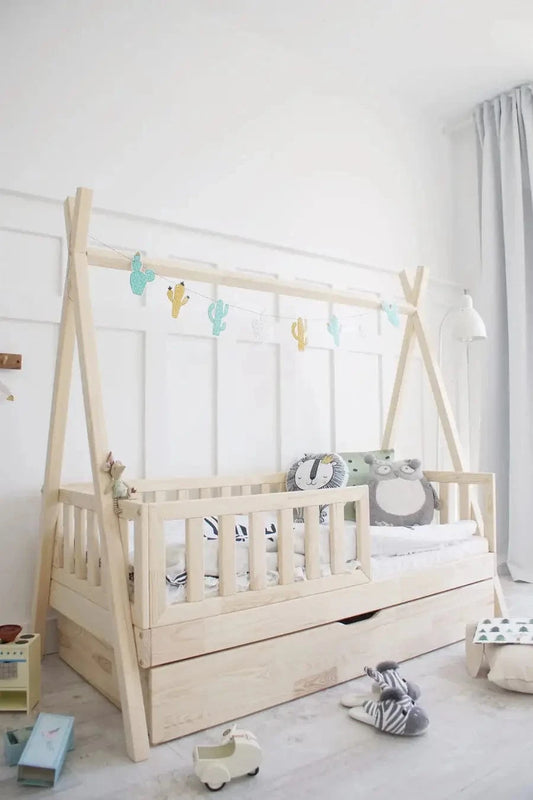 Παιδικό Κρεβάτι Tipi Plus με πλακέ κάγκελο