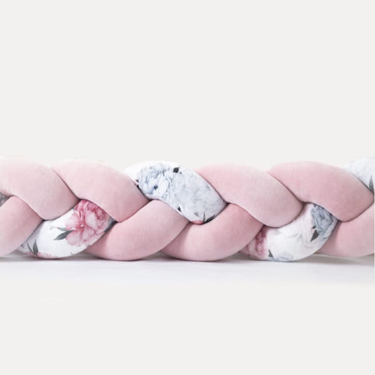 Πάντα κούνιας πλεξούδα χειροποίητη σε απαλό ροζ με σχέδιο λουλουδιών