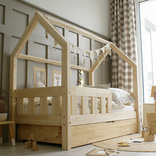 Παιδικό Κρεβάτι Σπιτάκι Maxi Plus με πλακέ κάγκελο