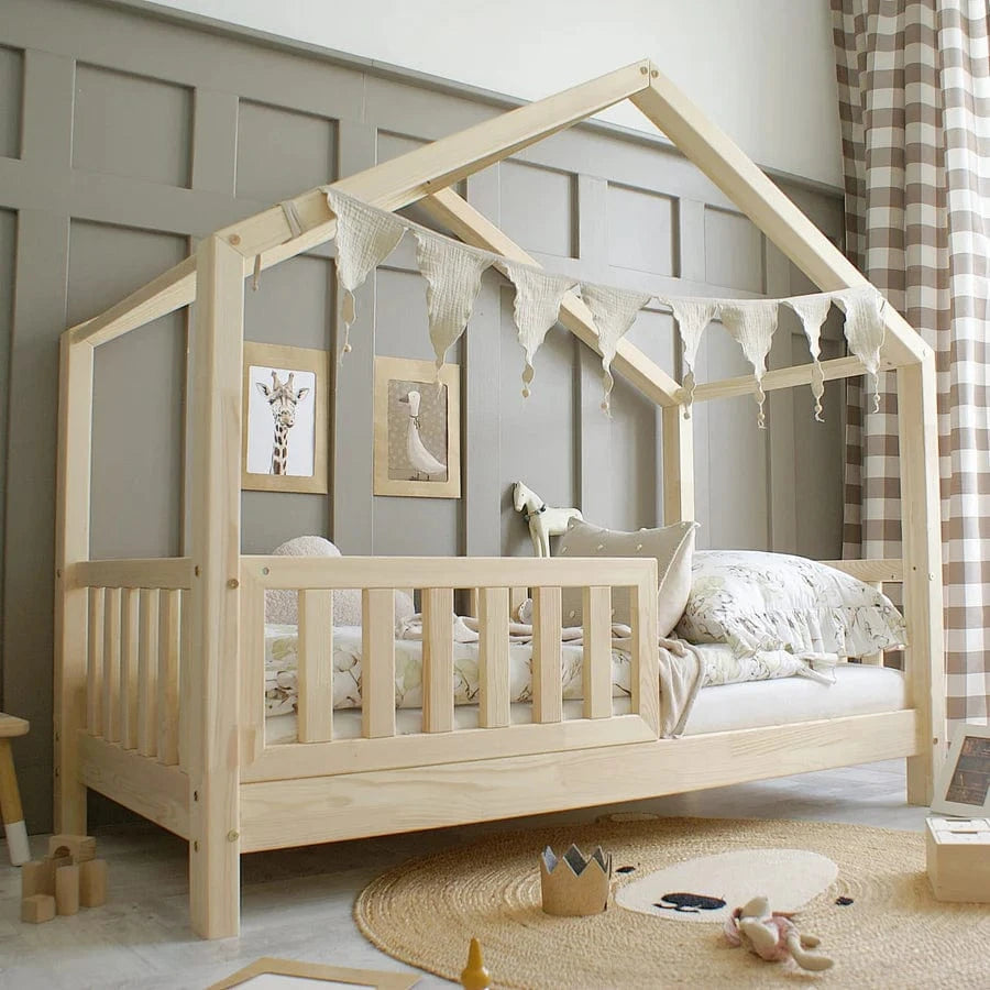 Παιδικό Κρεβάτι Σπιτάκι Housebed με πλακέ κάγκελο