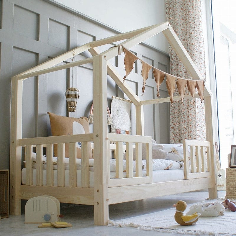 Κρεβάτι σπιτάκι Housebed Duo με πλακέ κάγκελο
