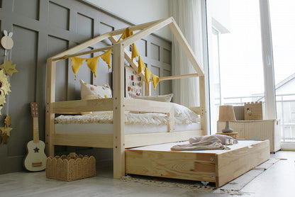 Κρεβάτι σπιτάκι Housebed Plus με ίσιο κάγκελο
